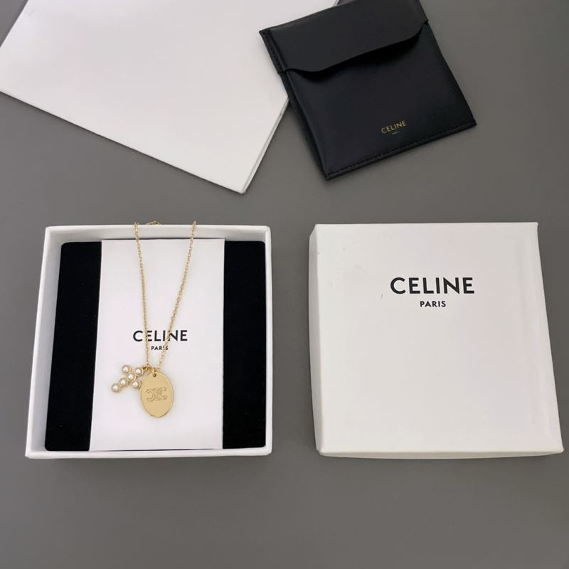 Unclassified Brand Necklaces